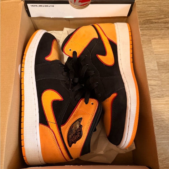 Jordan Other - Big Kid's Air Jordan 1 Mid SE Black/Vivid Orange